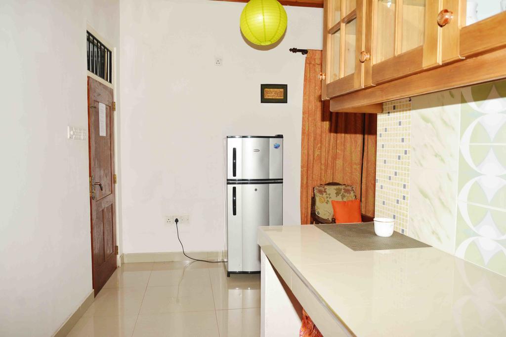 Sampathaa Residence Negombo Buitenkant foto