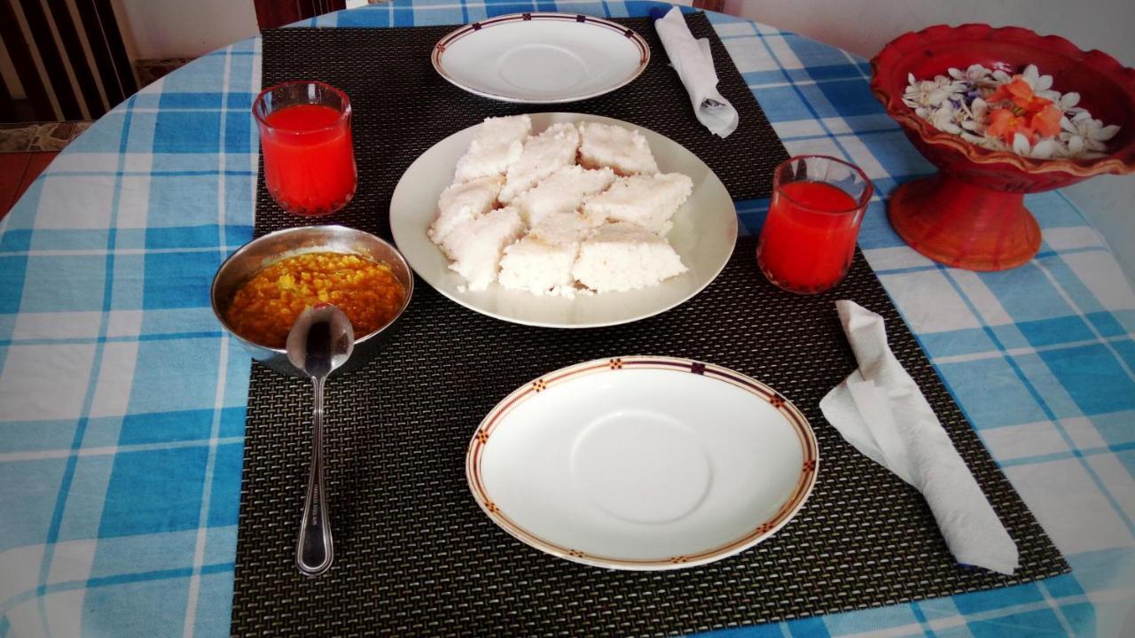 Sampathaa Residence Negombo Buitenkant foto
